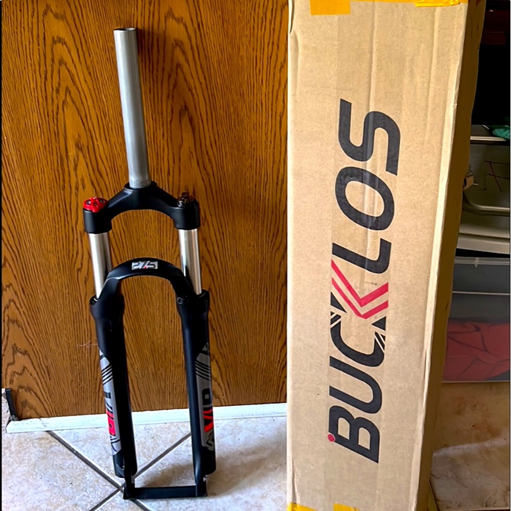 Bucklos 27.5in 110mm Suspension Fork BRAND NEW!